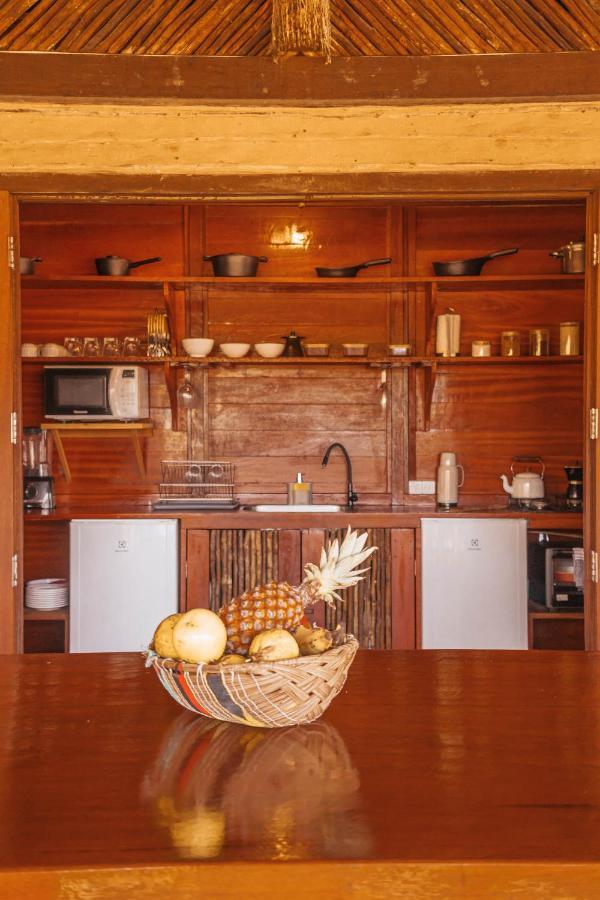 Casa Canju Атинс Екстериор снимка